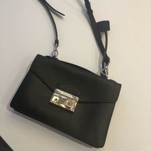 Prada black saffiano leather crossbody!